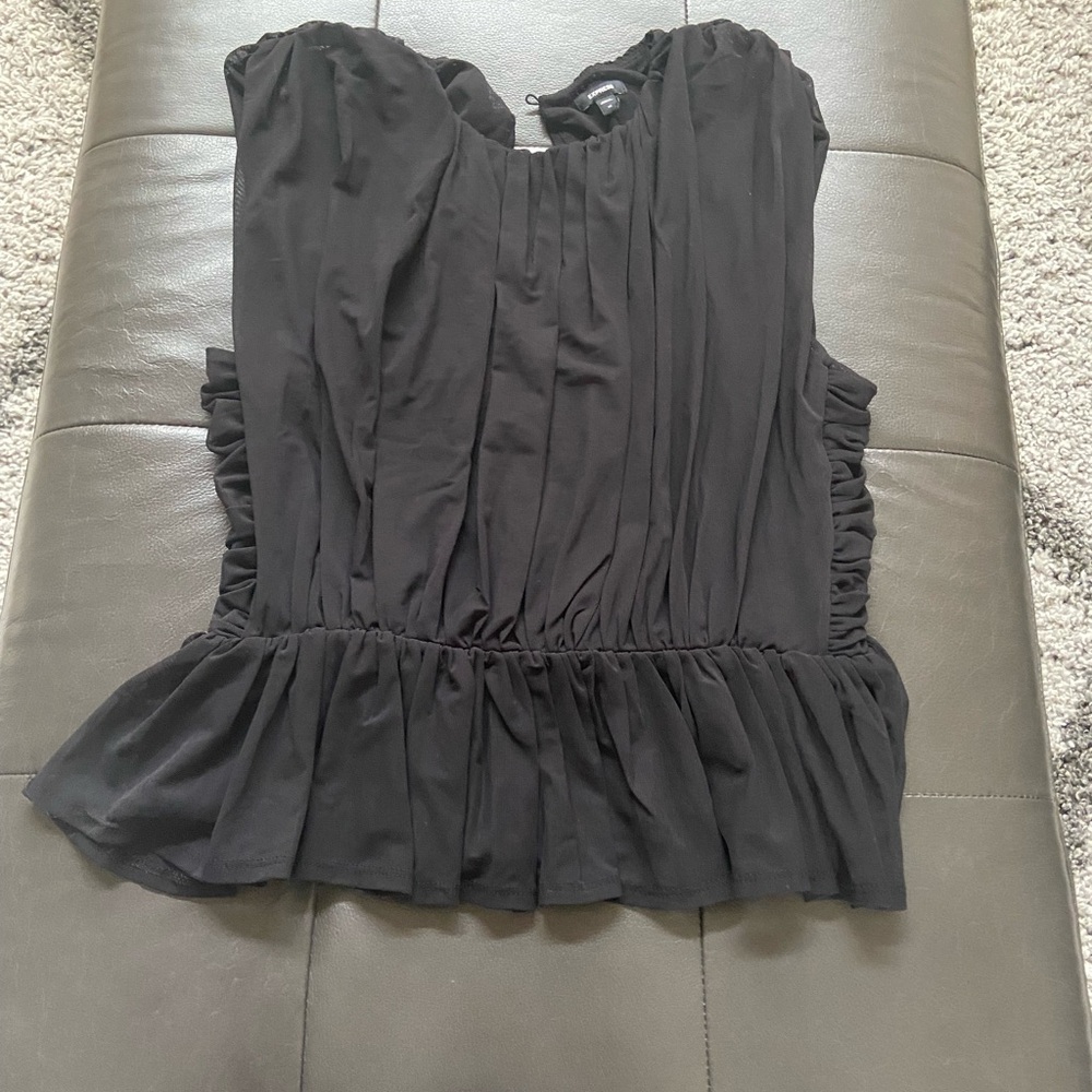 Express top size M